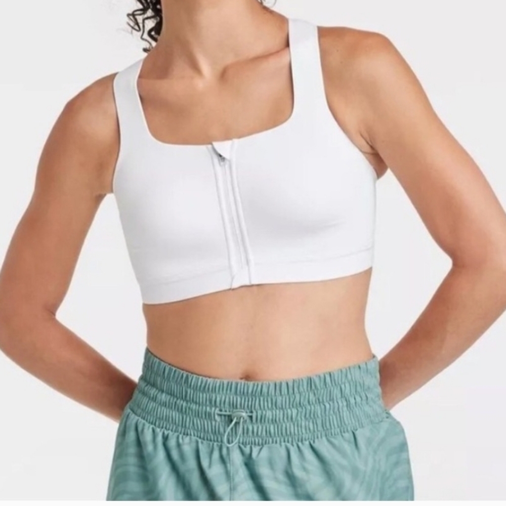 All In Motion High Support Front Zip Sportsbra In Invory Size 38D